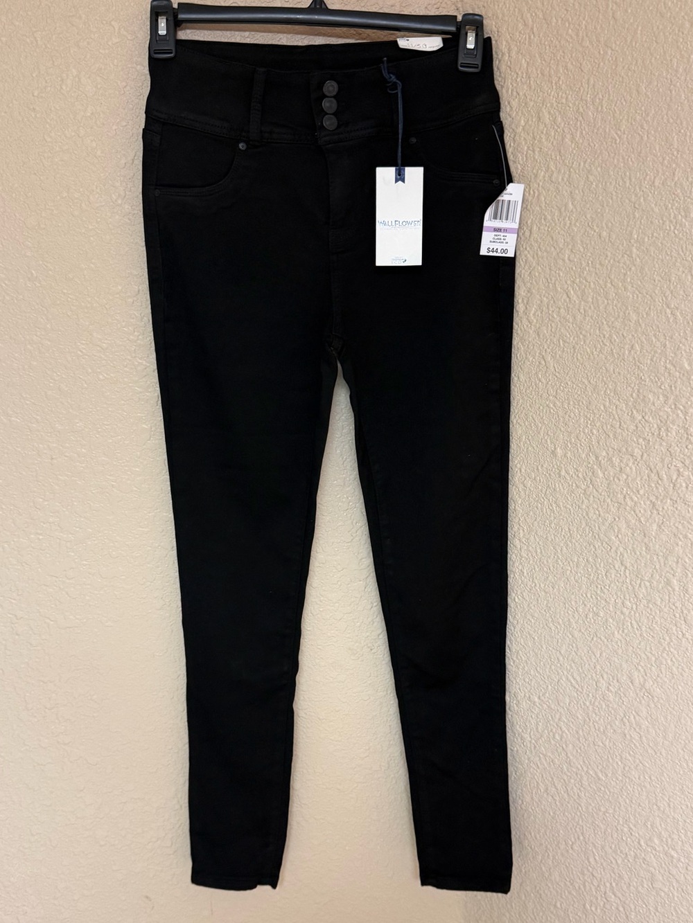 4/$20 Wallflower Black High-Rise Stretchy Skinny Jeans